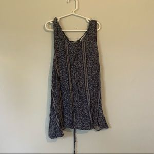 🌿 AEO  Blue Floral Lace Up Tank XL